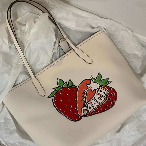 Coach City Tote Bag With Strawberry Graphic $450 RETAIL SOLD OUT - Picture 7 of 16